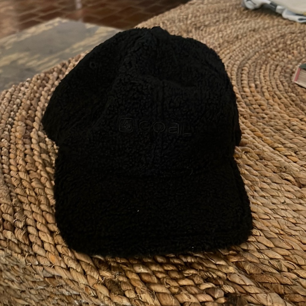 Coal Edgewood Fleece Hat